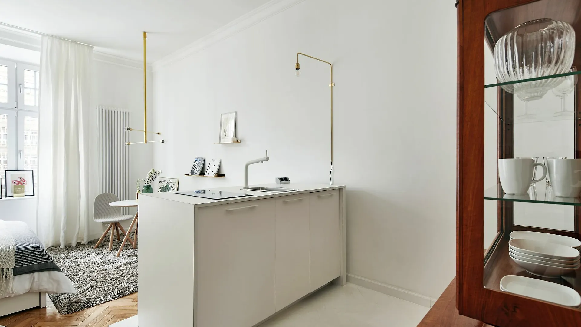 Four Stories Apartments - Krasinskiego Cracovie 3*,  Pologne